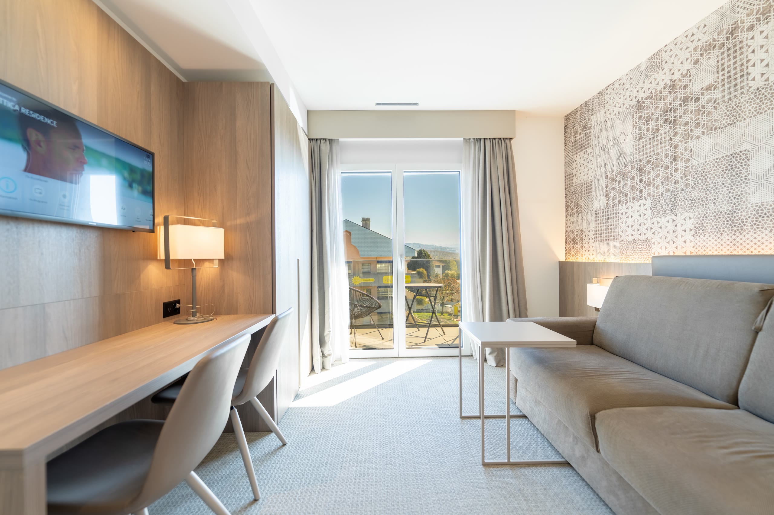 Junior Suites — Coin salon et bureau