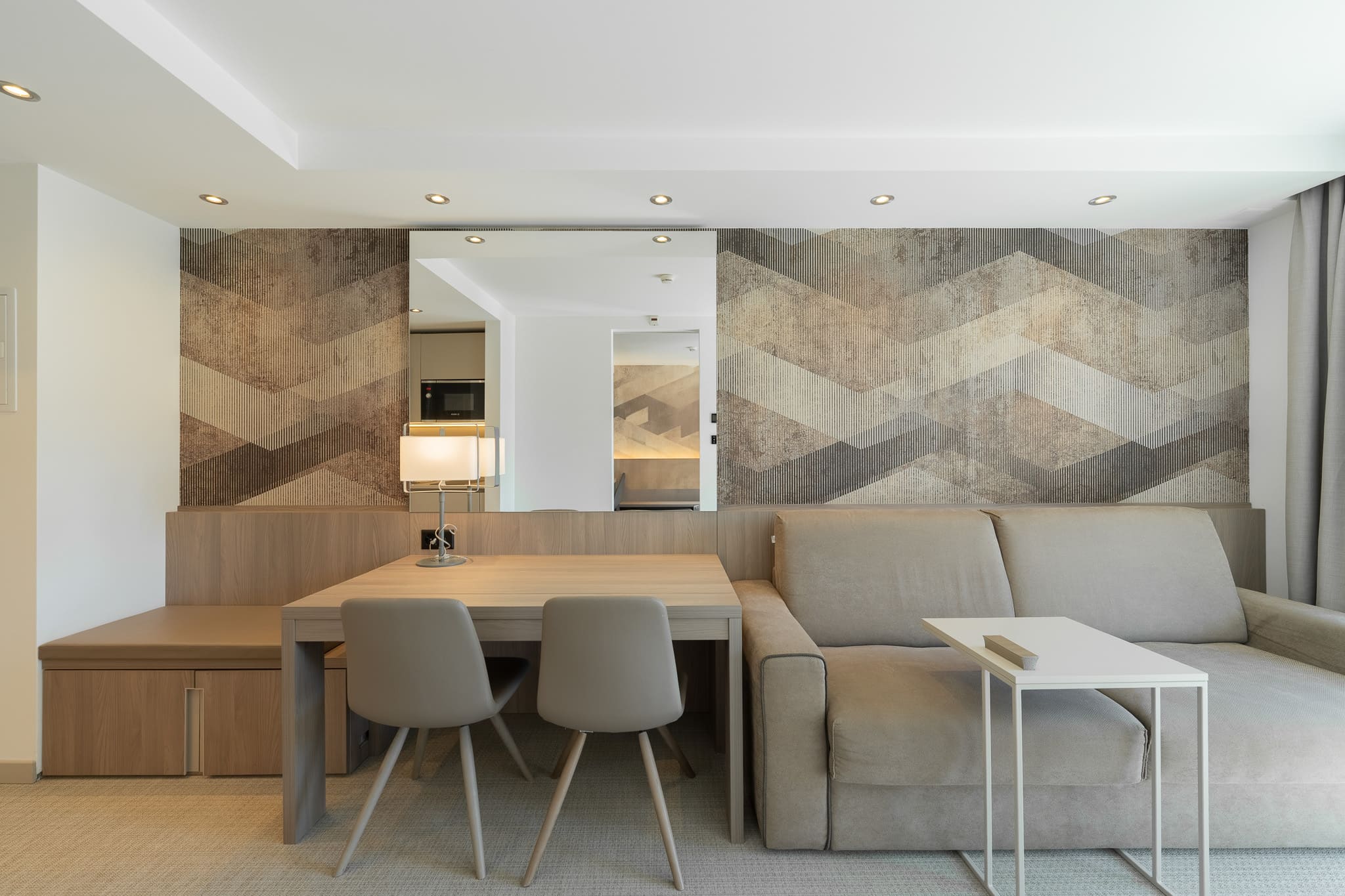 Junior Suites — Coin repas et salon