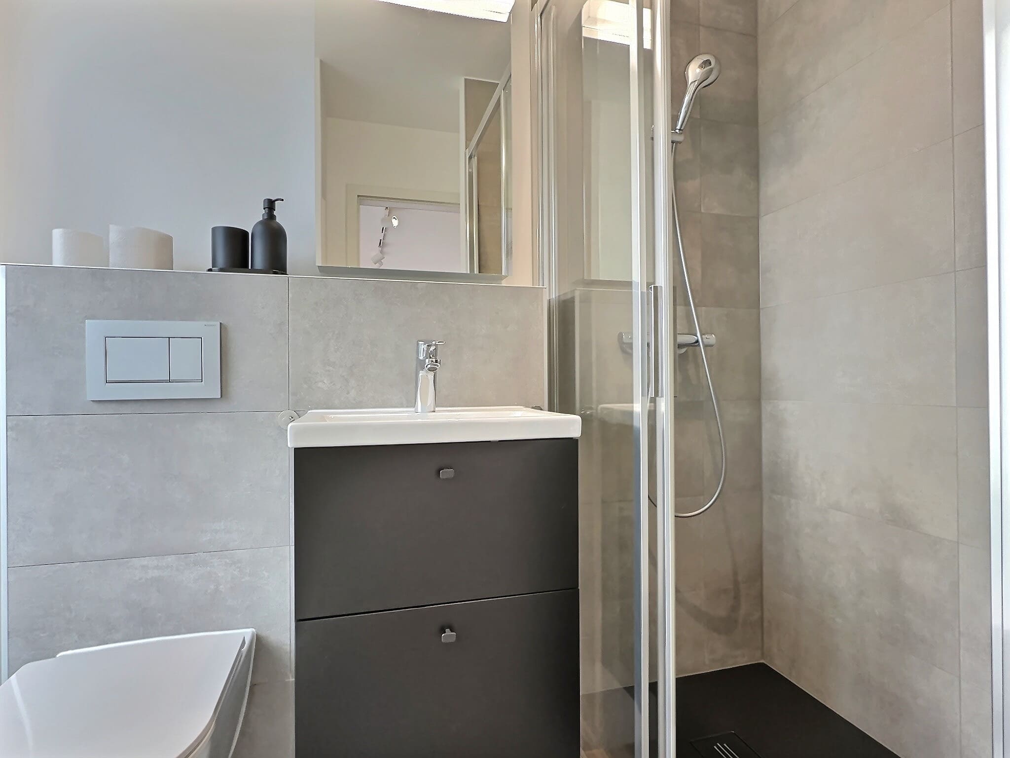 Terrace Suite — Salle de douche moderne