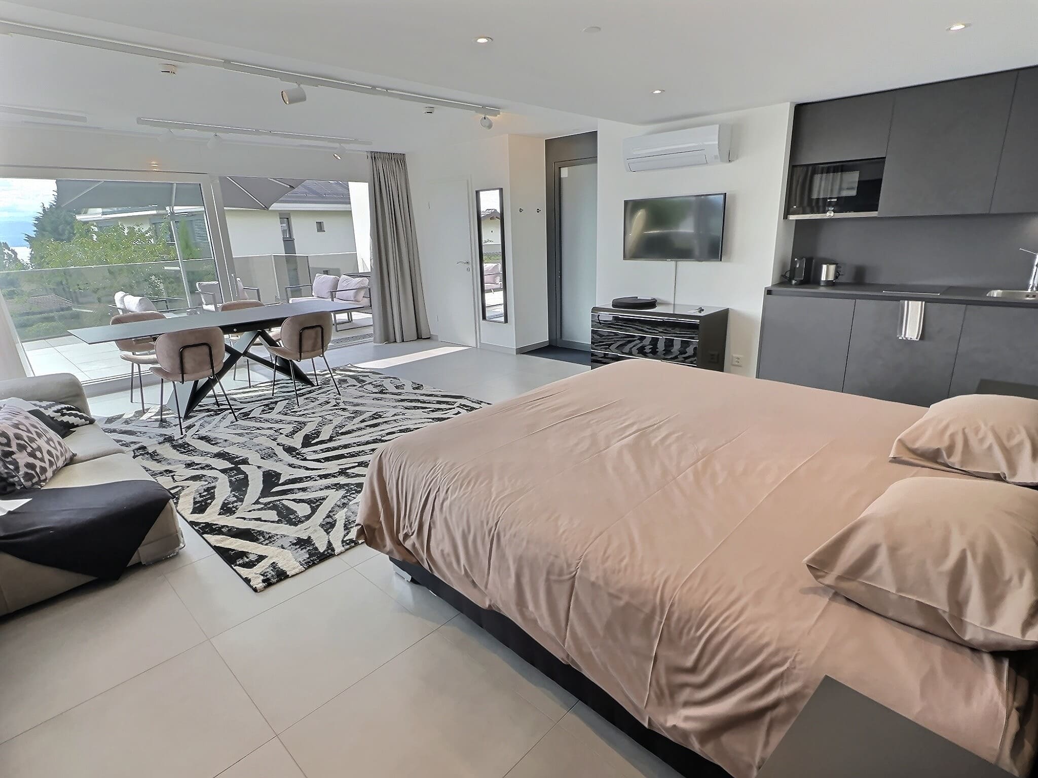Terrace Suite — Espace de vie ouvert